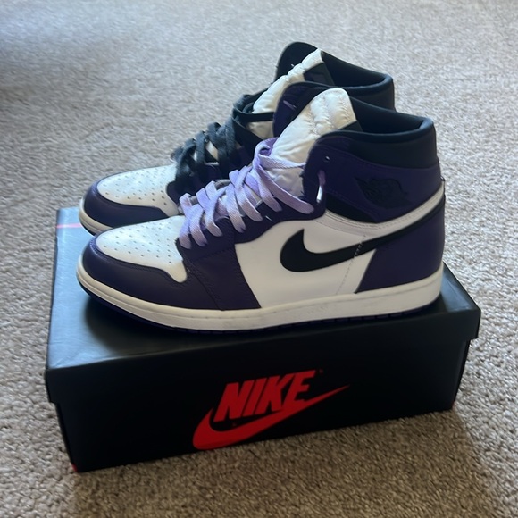 Air Jordan 1 retro high og purple black and white mens size 11.5 main image 7
